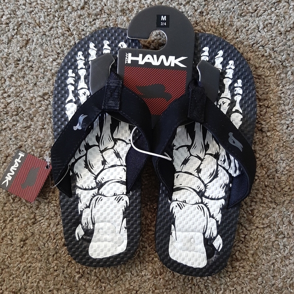 earth hawk shoes